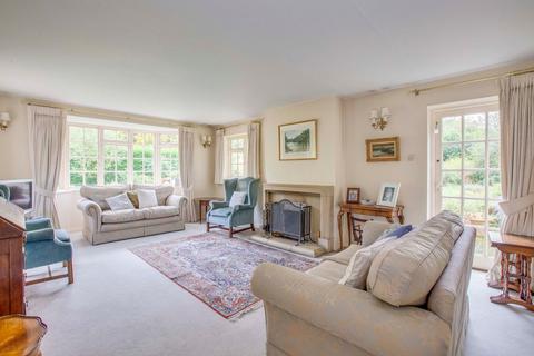 5 bedroom cottage for sale, 38 Wycombe Road, Great Missenden HP16