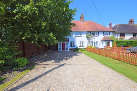 4 bedroom semi-detached house to rent, Picts Lane, Princes Risborough HP27