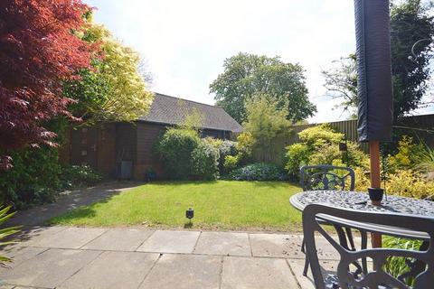 4 bedroom detached house for sale, Chinnor Road, Princes Risborough HP27