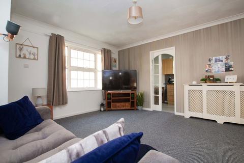 2 bedroom flat for sale, Nelson Street, Southport PR8