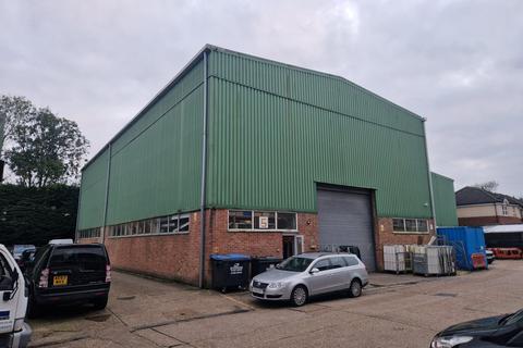 Industrial unit to rent, 5 Blackbrook Business Park, Blackbrook Road, Fareham, PO15 5DR