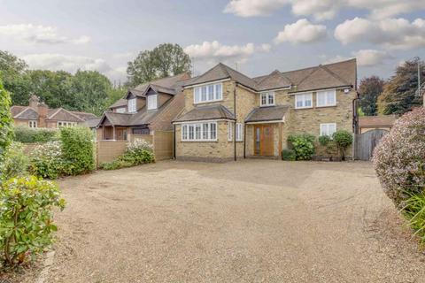 4 bedroom detached house for sale, Church Road, High Wycombe HP10