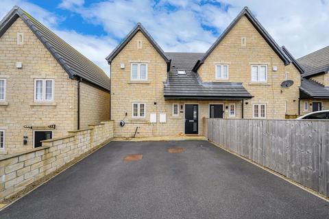 3 bedroom semi-detached house for sale, Moat Hill Farm Drive, Batley, Birstall, WF17