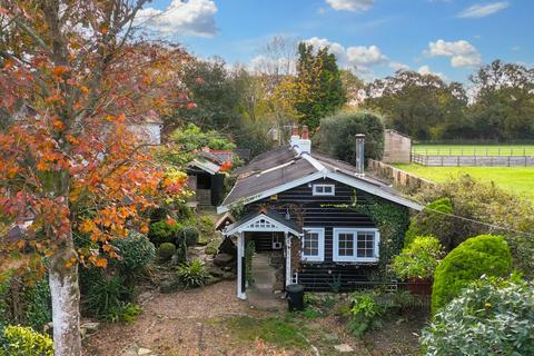 3 bedroom detached house for sale, Bisterne Close, Burley, Ringwood, Hampshire, BH24