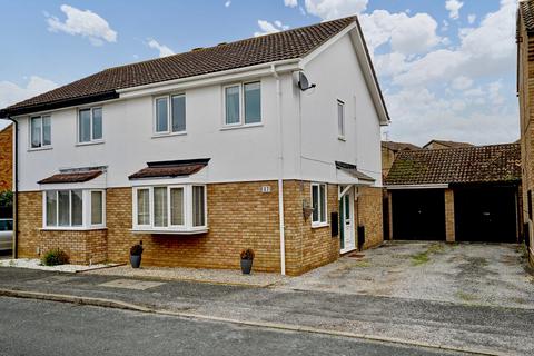 3 bedroom semi-detached house for sale, Dove House Close, Godmanchester, Huntingdon, PE29