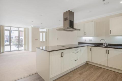 1 bedroom flat for sale, Rowhill Road, Swanley, BR8 7