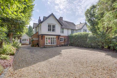 5 bedroom character property for sale, Amersham Road, High Wycombe HP13