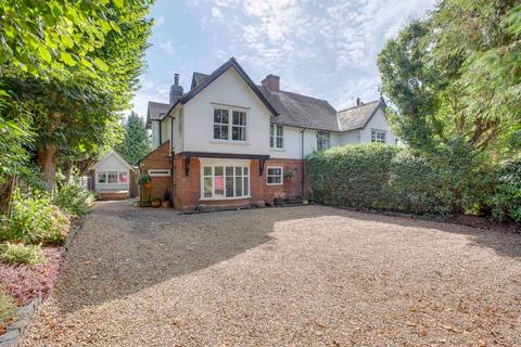 5 bedroom semi-detached house for sale, Amersham Road, High Wycombe HP13