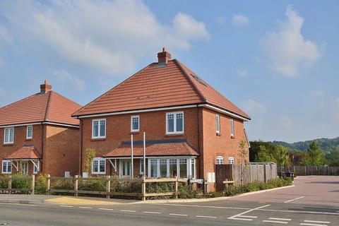 5 bedroom detached house for sale, Grove Lane, Aylesbury HP17