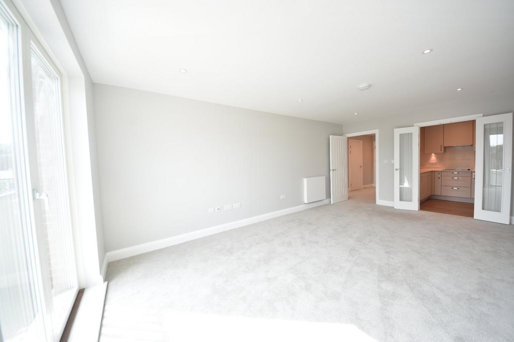 Lane, Wooburn Green, High... 1 bed apartment to rent £2,500