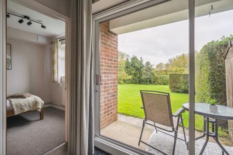 2 bedroom ground floor maisonette for sale, Coombe Hill Crescent, Thame OX9