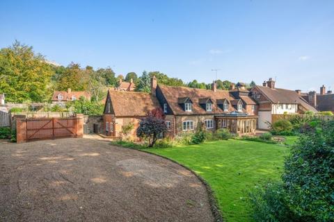 4 bedroom character property for sale, 2 High Street, High Wycombe HP14