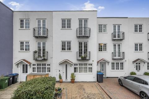 5 bedroom terraced house for sale, Eaton Drive, Kingston Upon Thames KT2