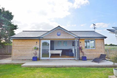 2 bedroom semi-detached house for sale, Grove Lane, Aylesbury HP17