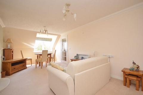 1 bedroom apartment for sale, Wellington Avenue, Princes Risborough HP27