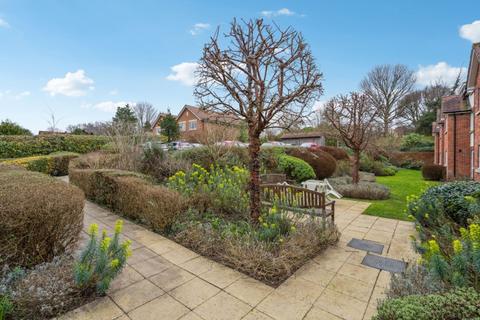 1 bedroom retirement property for sale, Wellington Avenue, Princes Risborough HP27