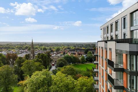 1 bedroom flat for sale, Chiswick Green, London, W4 5TF