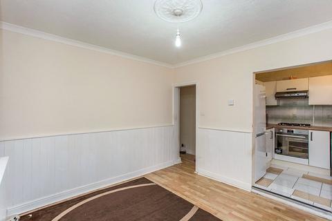 1 bedroom maisonette to rent, Balmoral Road, Hertfordshire WD24