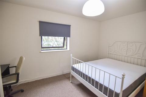 1 bedroom flat to rent, Radnor House Norbury London