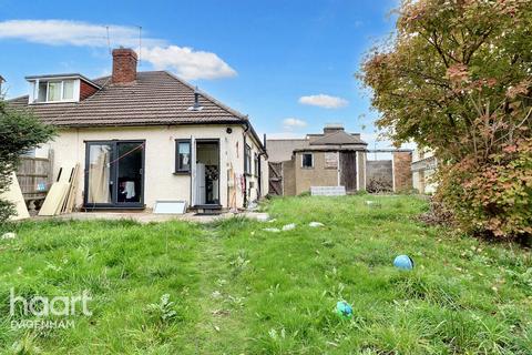 2 Dewey Road, Dagenham, RM10 8AR