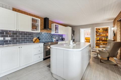 undefined, Mayflower Close, Aylesbury HP17
