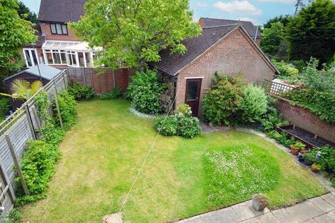 4 bedroom detached house for sale, Walnut Close, Stoke Mandeville HP22