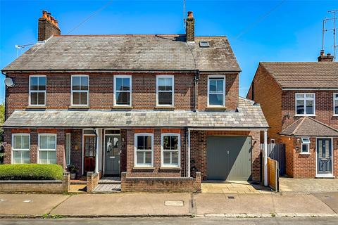 4 bedroom semi-detached house to rent, Kingcroft Road, Harpenden, Hertfordshire, AL5