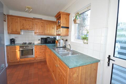 3 bedroom terraced house for sale, Walton Way, Aylesbury HP21