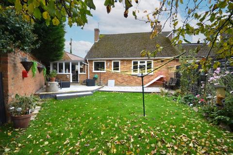 23 Brook End, Weston Turville, Aylesbury, HP22 5RF