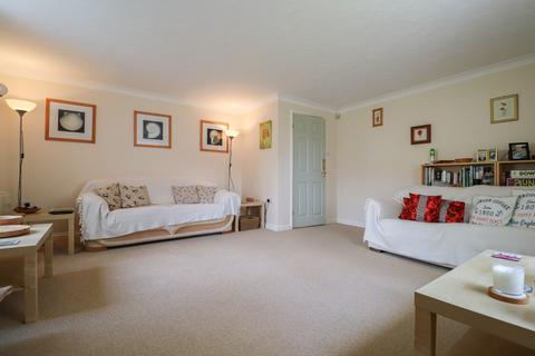 2 bedroom ground floor flat for sale, The Green, Hunstanton Road, Dersingham, King's Lynn, Norfolk, PE31