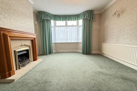 3 bedroom terraced house for sale, The Drive, Northampton NN1