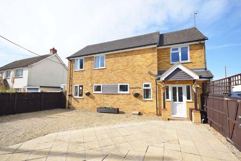 3 bedroom detached house for sale, Chestnut Way, Princes Risborough HP27