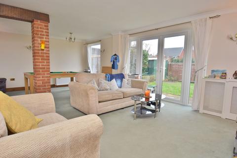 3 bedroom detached house for sale, Chestnut Way, Princes Risborough HP27