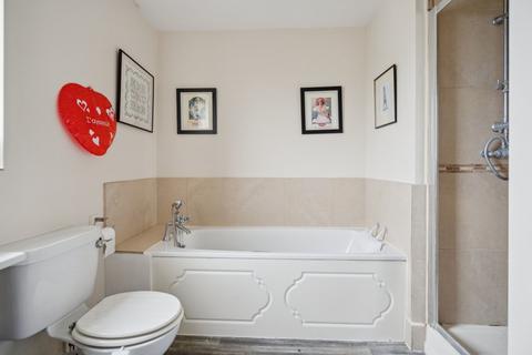 Cub Cottage Chestnut Way, Longwick, Princes Risborough, HP27 9SD