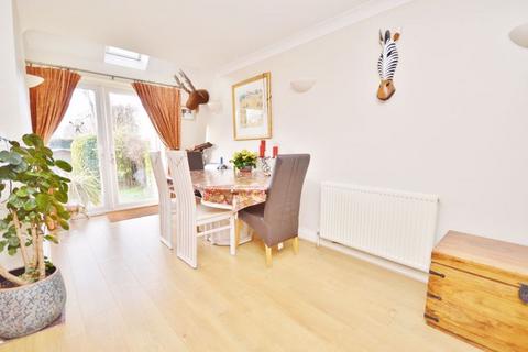 3 bedroom detached house for sale, The Avenue, Princes Risborough HP27