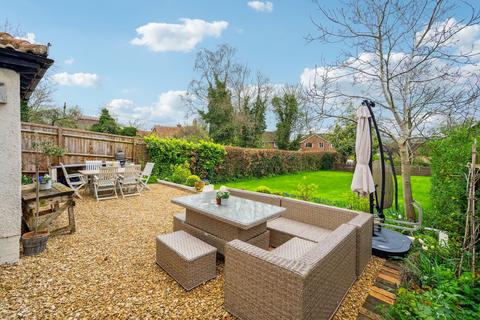 Fairview Cottage Bernards Close, Chearsley, Aylesbury, HP18 0BY