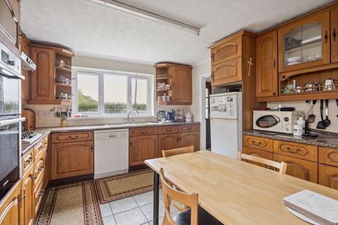 5 bedroom detached house for sale, Broughton Lane, Aylesbury HP22