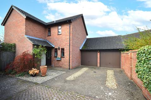 4 bedroom detached house for sale, Wheelwrights, Aylesbury HP22