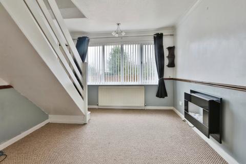 5 bedroom semi-detached bungalow for sale, Watkinson Close, Preston, Hull, HU12 8UF