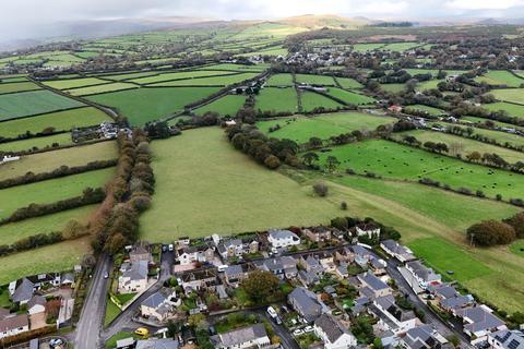 6 Binkham Hill, Yelverton, PL20 6BD