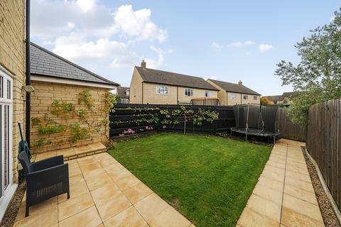 26 Empire Drive, Carterton, OX18 1BY