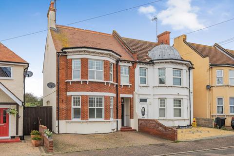 4 bedroom semi-detached house for sale, Freeland Road, Clacton-on-Sea, Essex