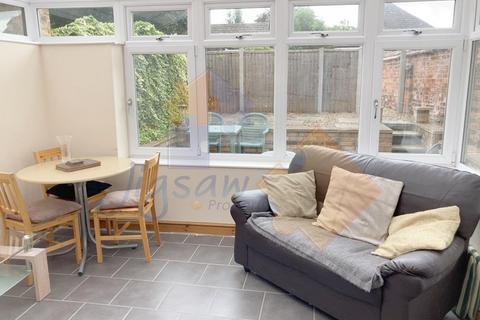 3 bedroom terraced house to rent, Newport, Lincoln