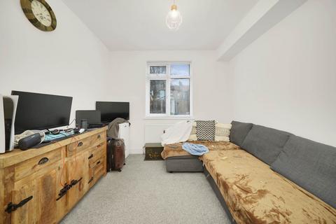 2 bedroom flat for sale, Park Road, Leyton, E10