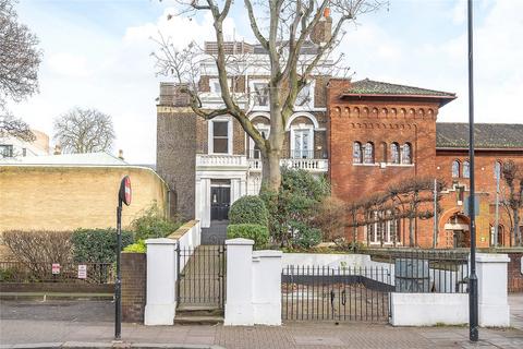 3 bedroom apartment to rent, Palace Gardens Terrace, Notting Hill, W8