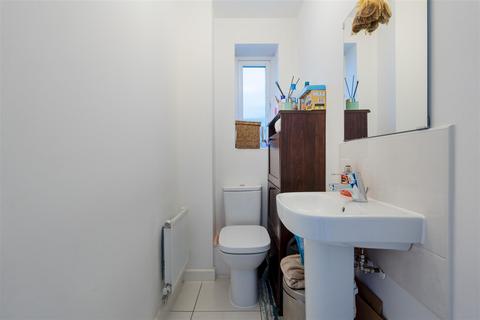 99 Augustus Avenue, Keynsham, Bristol, BS31 2FH
