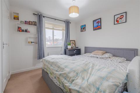99 Augustus Avenue, Keynsham, Bristol, BS31 2FH