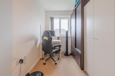 99 Augustus Avenue, Keynsham, Bristol, BS31 2FH