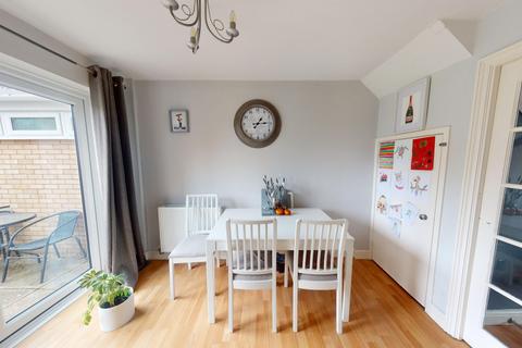 78 Beaumont Drive, Northampton, NN3 8PS