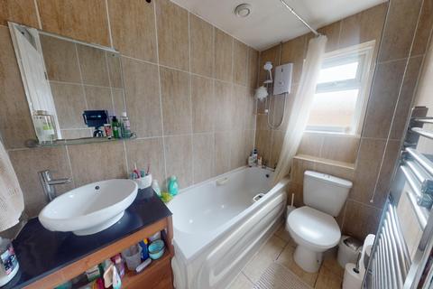 78 Beaumont Drive, Northampton, NN3 8PS